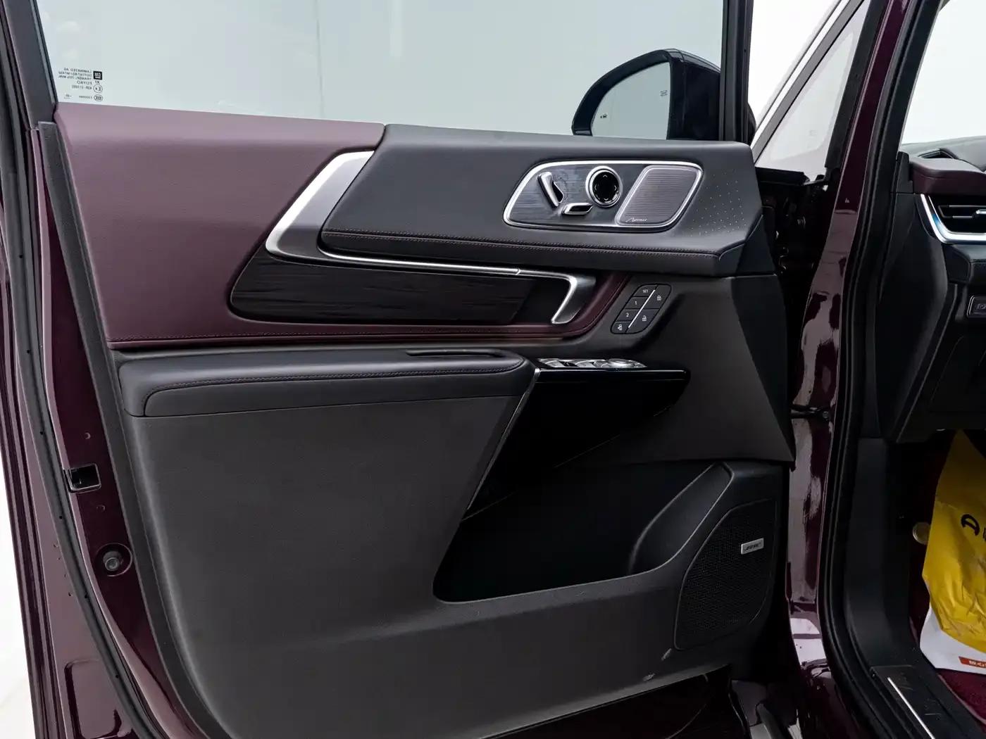 Century 2023 2.0T Six-Seat Luxury Edition — миниатюра 18