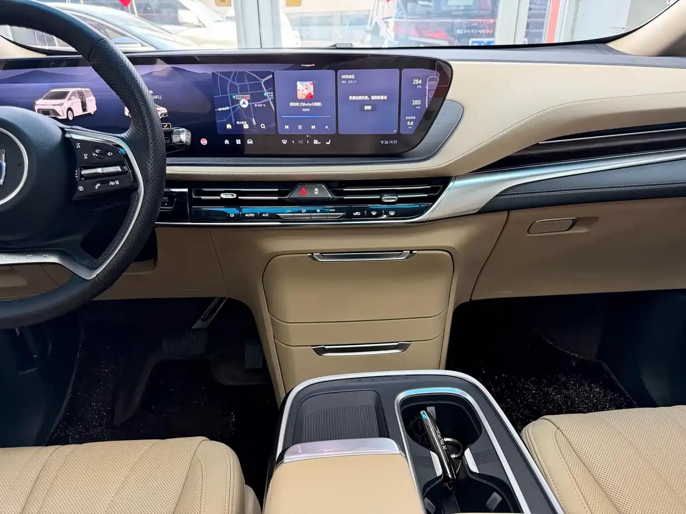 Century 2023 2.0T Seven-Seat Premium Edition — миниатюра 29
