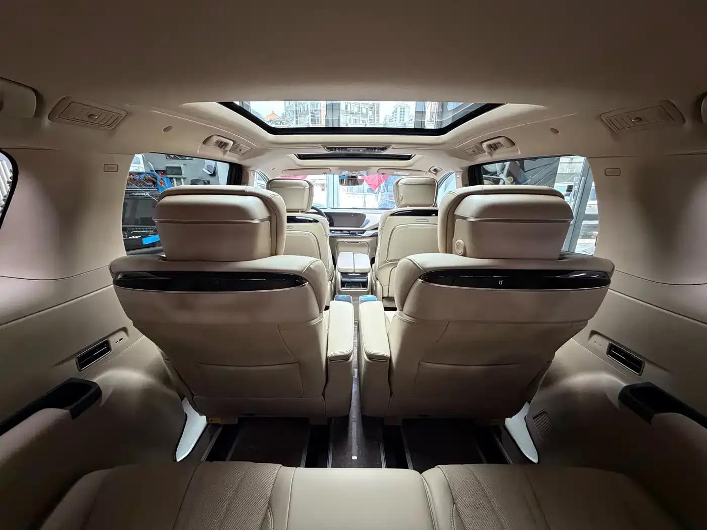 Century 2023 2.0T Seven-Seat Premium Edition — миниатюра 9