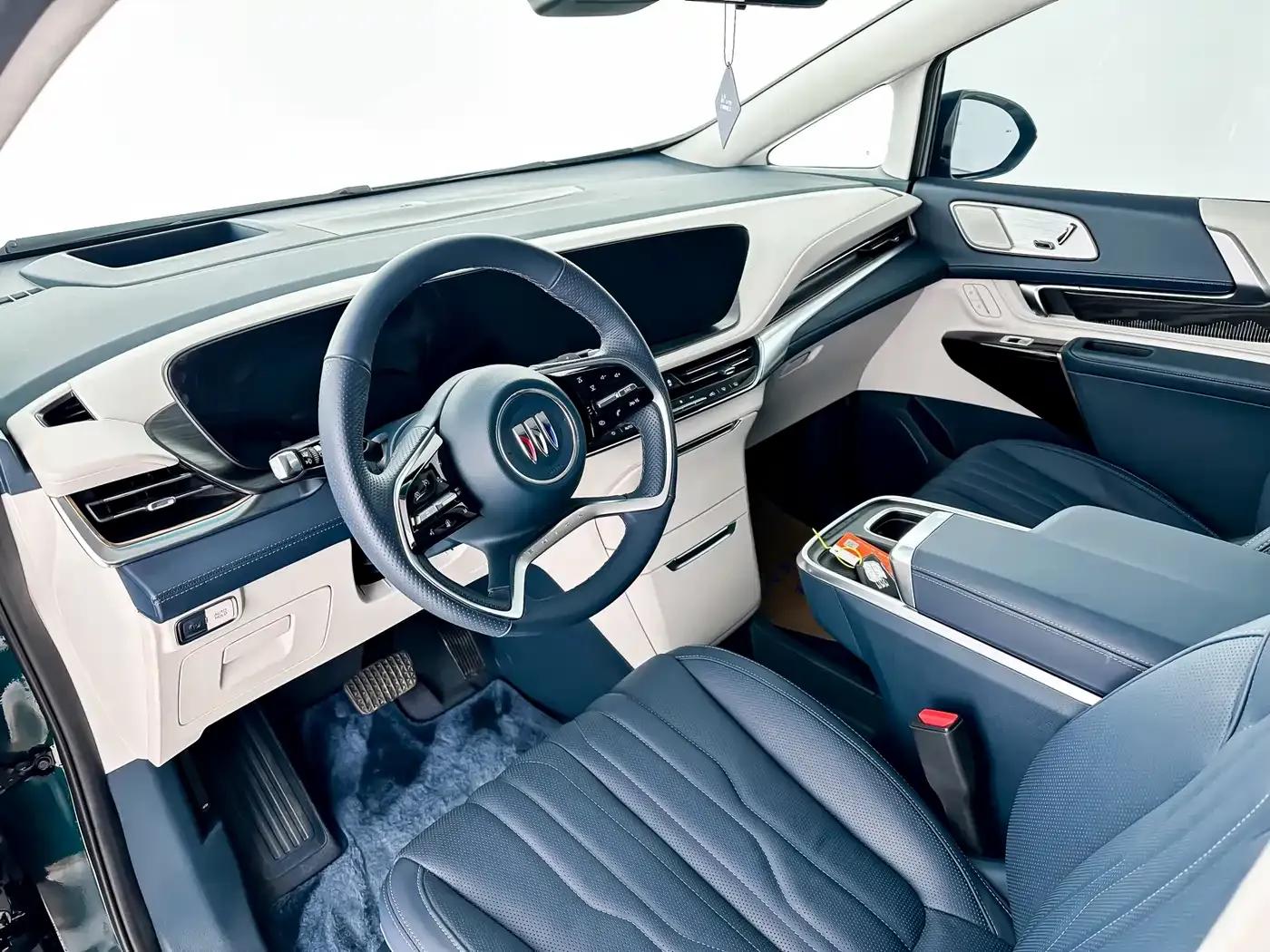 Century 2023 2.0T Four-Seat Private Edition — миниатюра 5