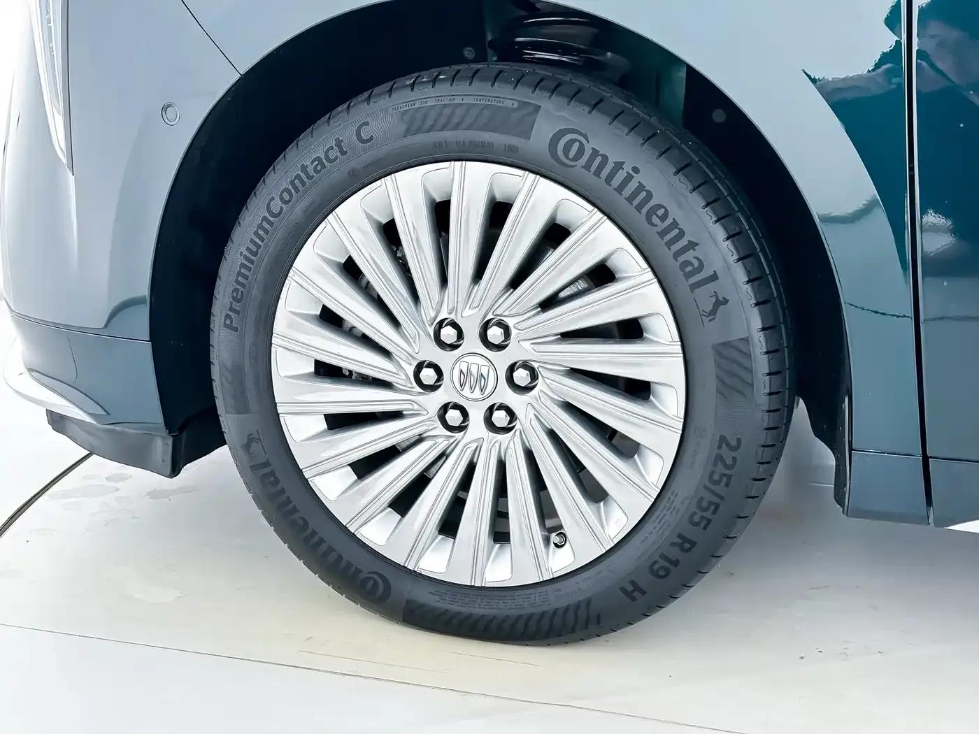 Century 2023 2.0T Four-Seat Private Edition — миниатюра 9