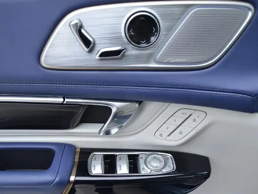 Century 2023 2.0T 7-Seat Luxury Edition — миниатюра 11