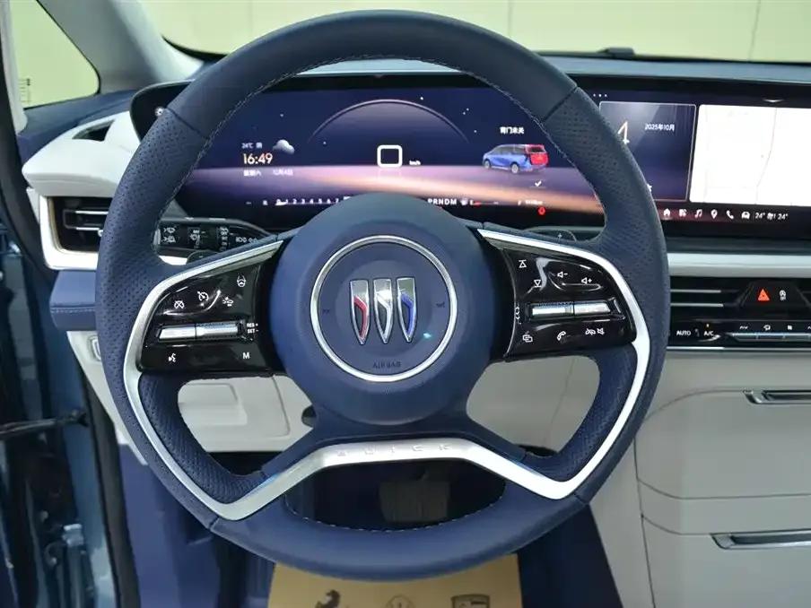 Century 2023 2.0T 7-Seat Luxury Edition — миниатюра 6