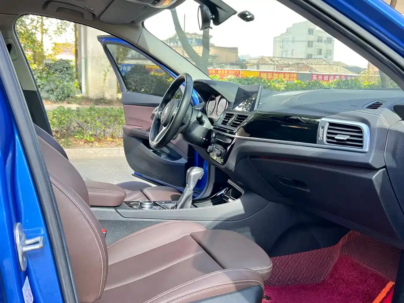 2019 BMW 1 Series 118i M Sport Package — миниатюра 12