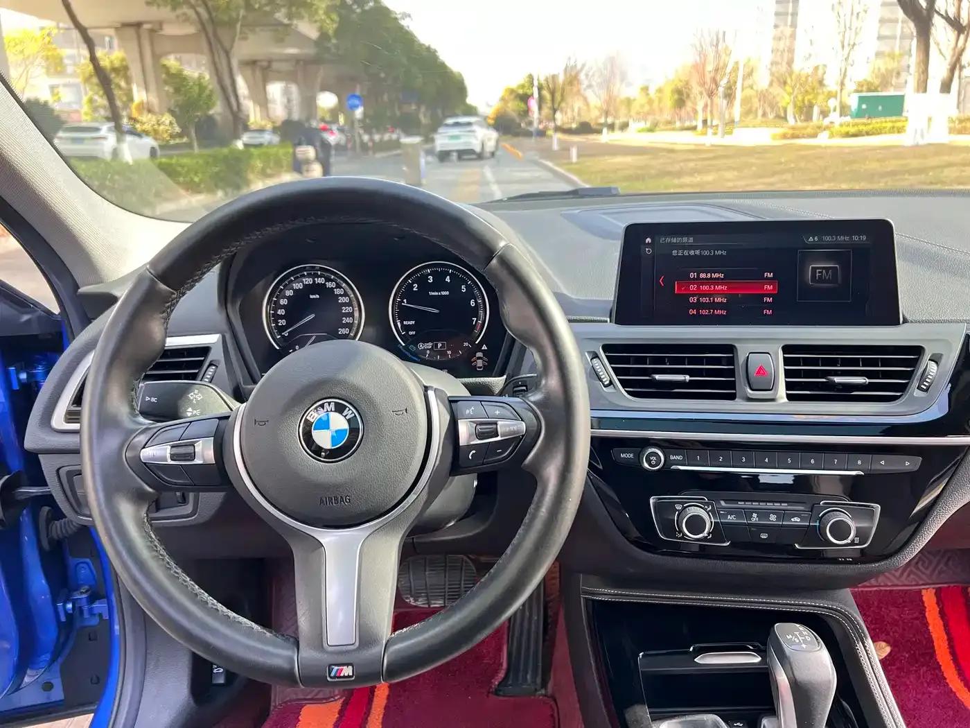 2019 BMW 1 Series 118i M Sport Package — миниатюра 7