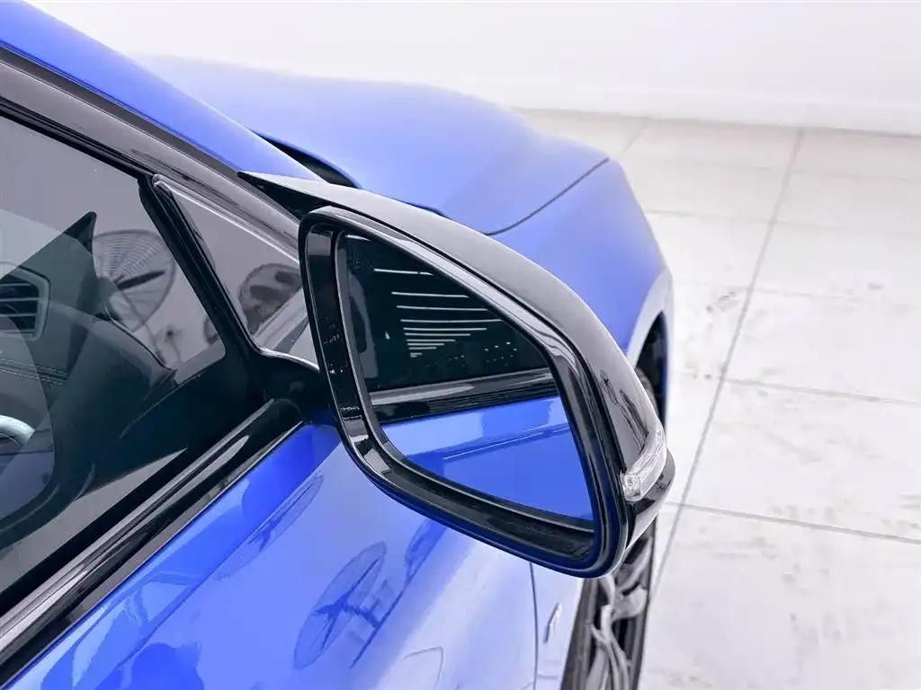 BMW 1 Series 2021 Facelift 125i M Sport Shadow Edition — миниатюра 11