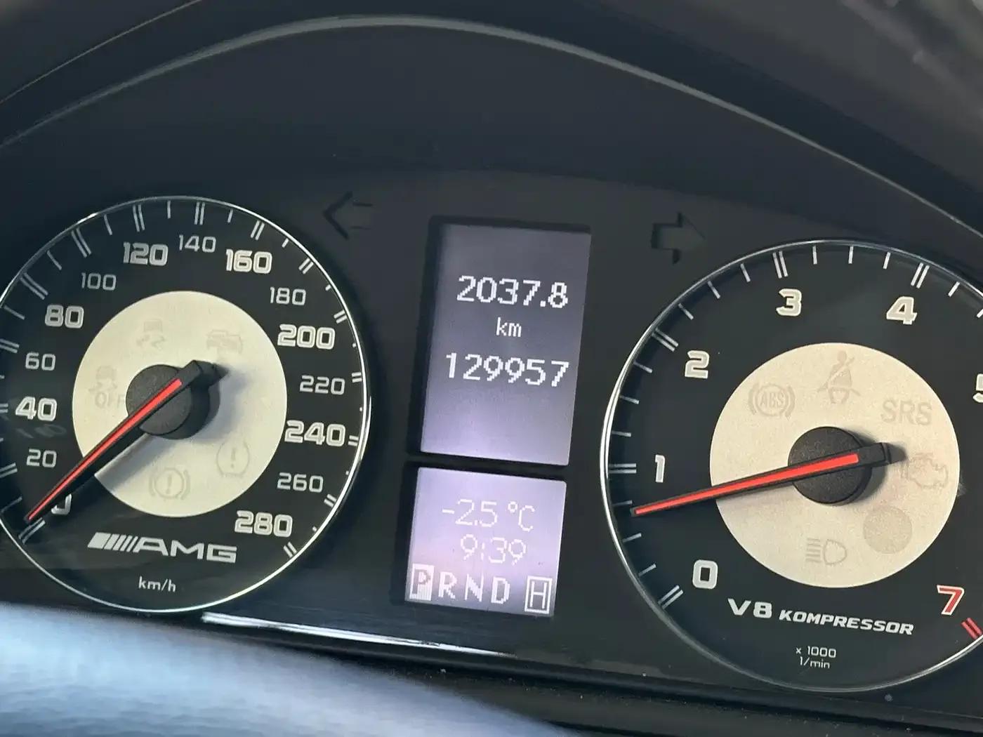 2009 Mercedes-Benz G-Class AMG 55 — миниатюра 16