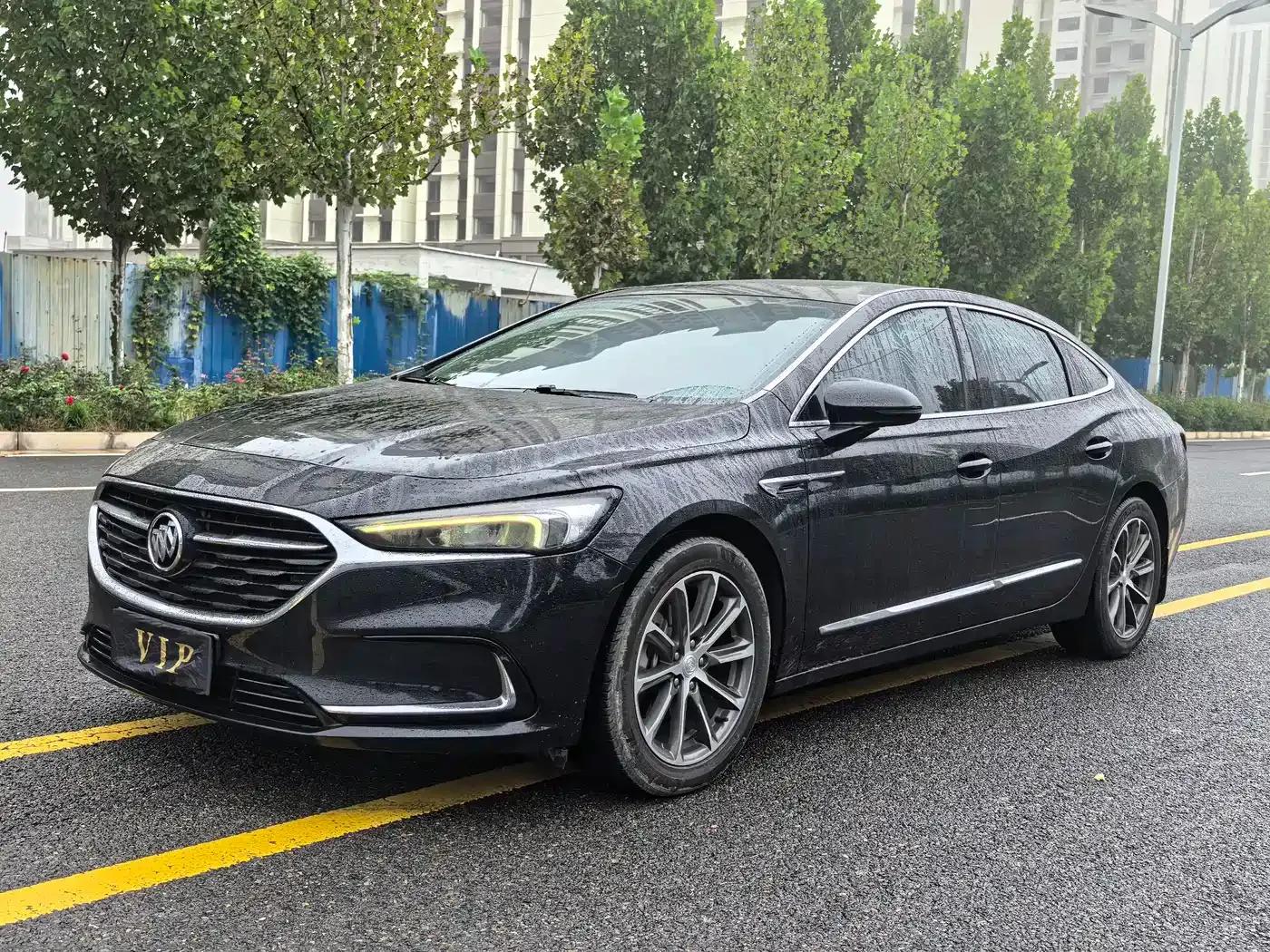 Buick LaCrosse 2019 28T Luxury Edition — миниатюра 1