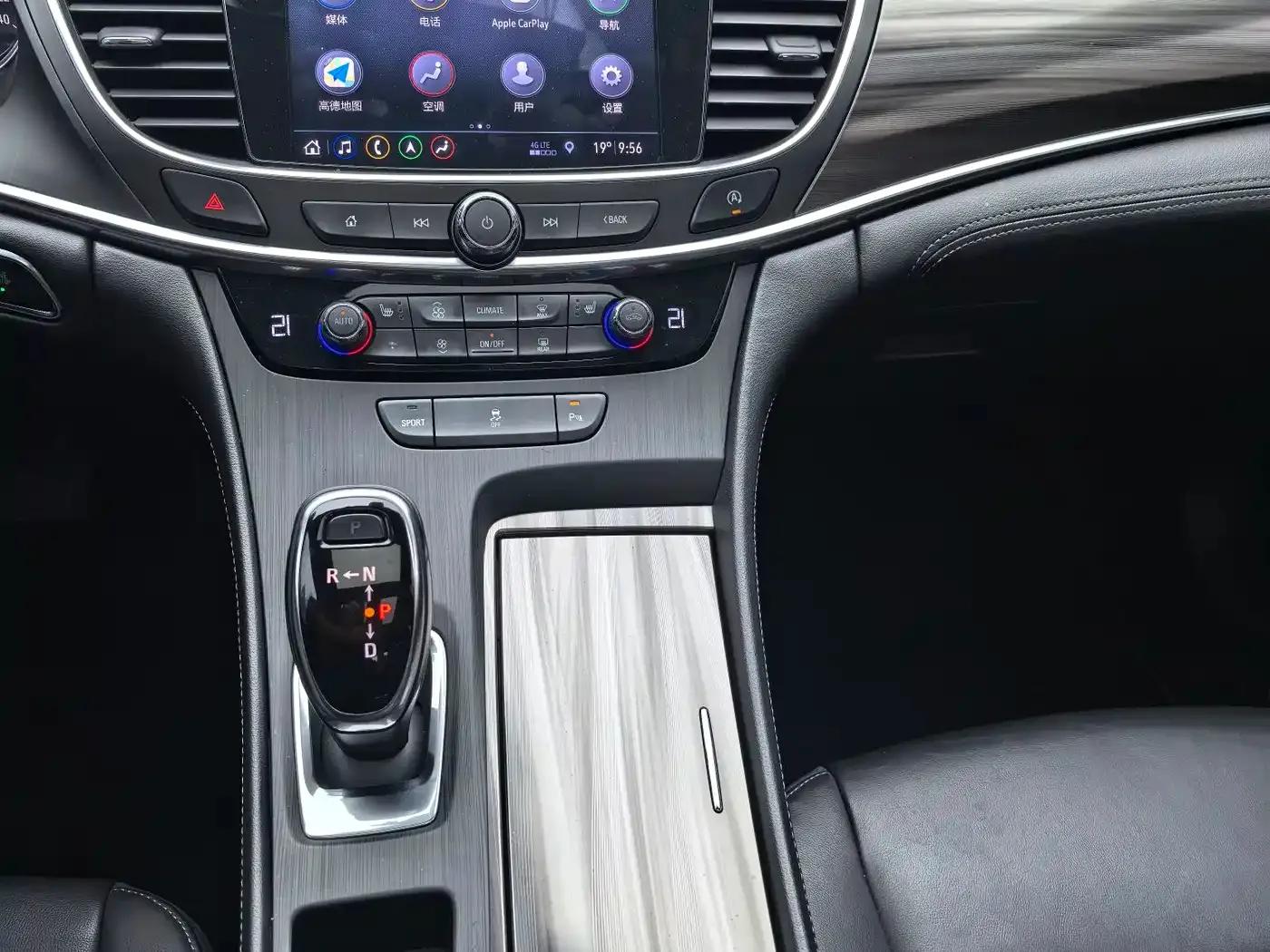 Buick LaCrosse 2019 28T Luxury Edition — миниатюра 9