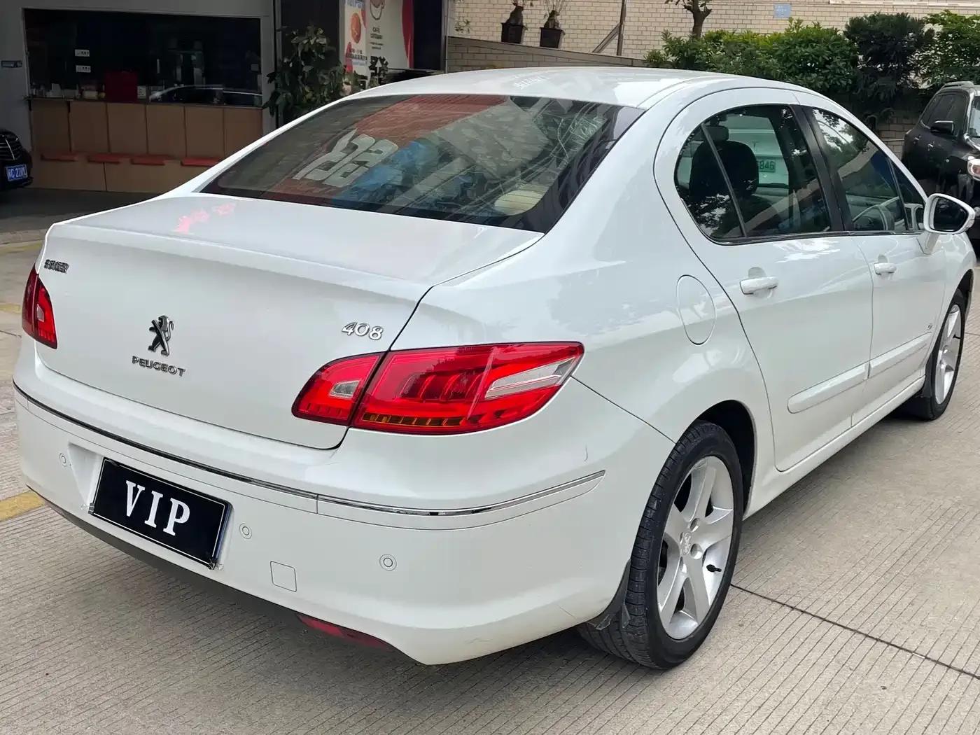 Peugeot 408 2013 2.0L Automatic Comfort Edition — миниатюра 4