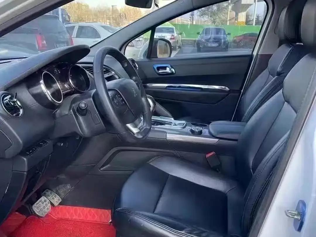 Peugeot 3008 2016 1.6THP Automatic Classic Edition — миниатюра 5