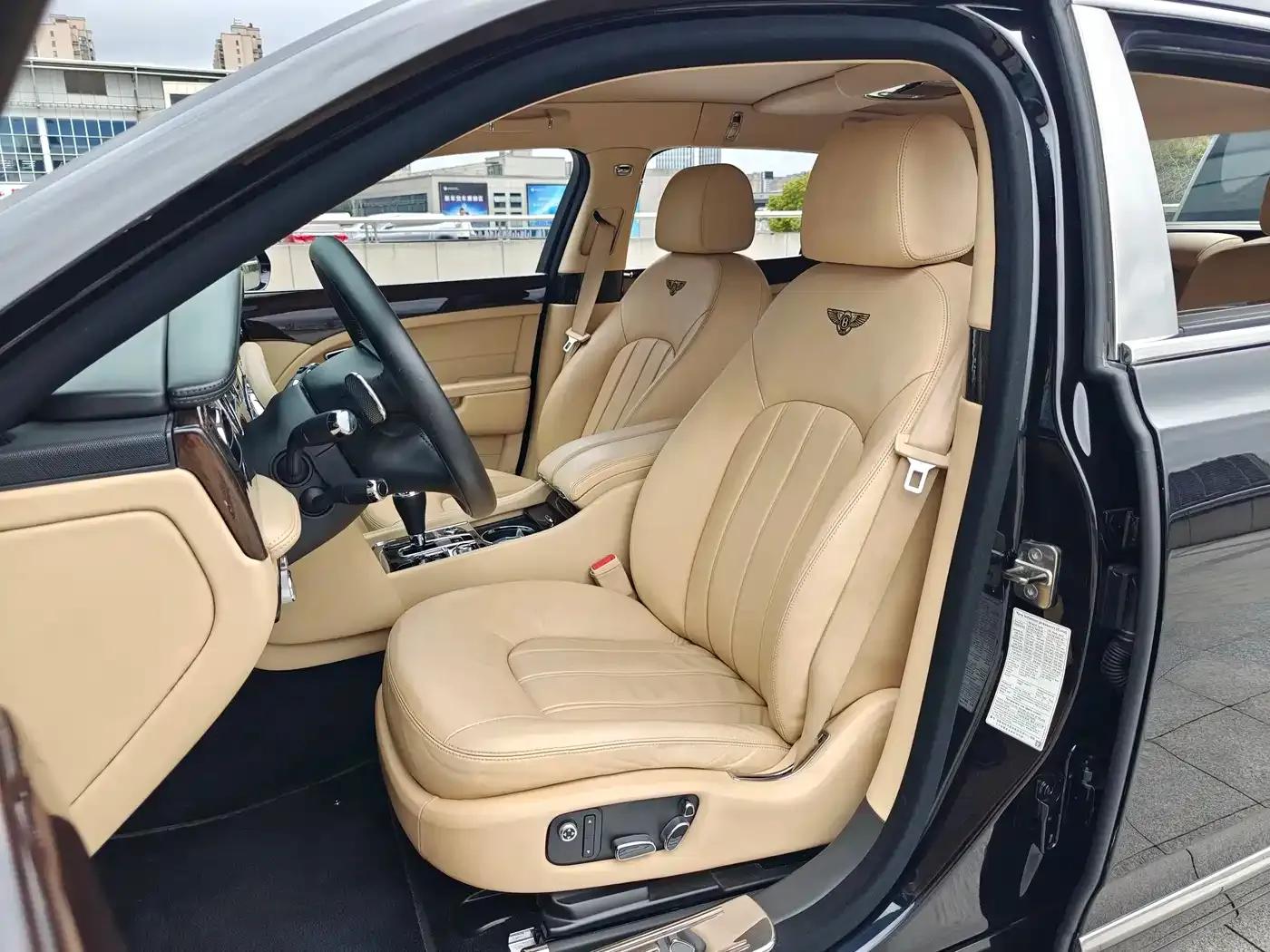Mulsanne 2011 6.8T Luxury Edition — миниатюра 18