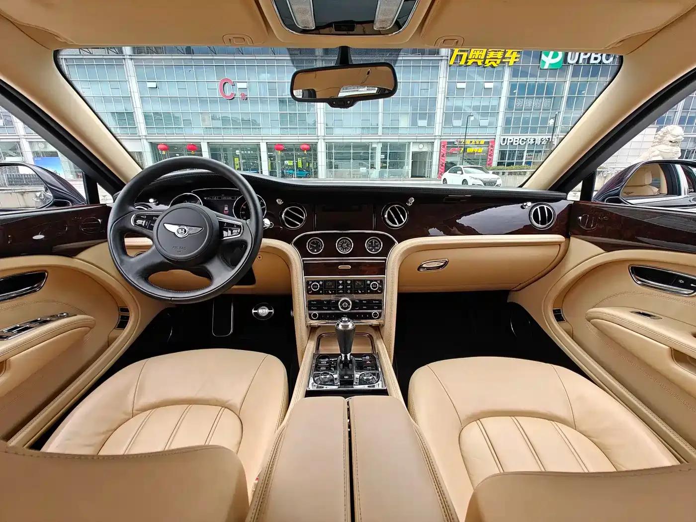 Mulsanne 2011 6.8T Luxury Edition — миниатюра 10
