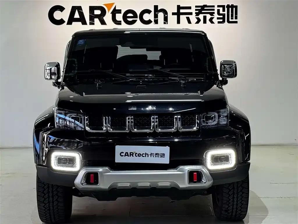Beijing BJ40 2023 2.0T Automatic 4WD City Hunter Edition (Hero Model) — миниатюра 3
