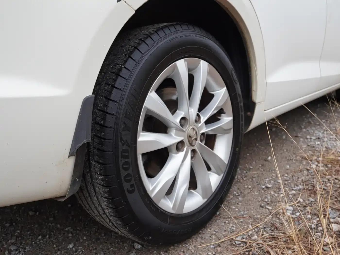 2014 Senova D50 1.5L Manual Comfort Edition — миниатюра 10