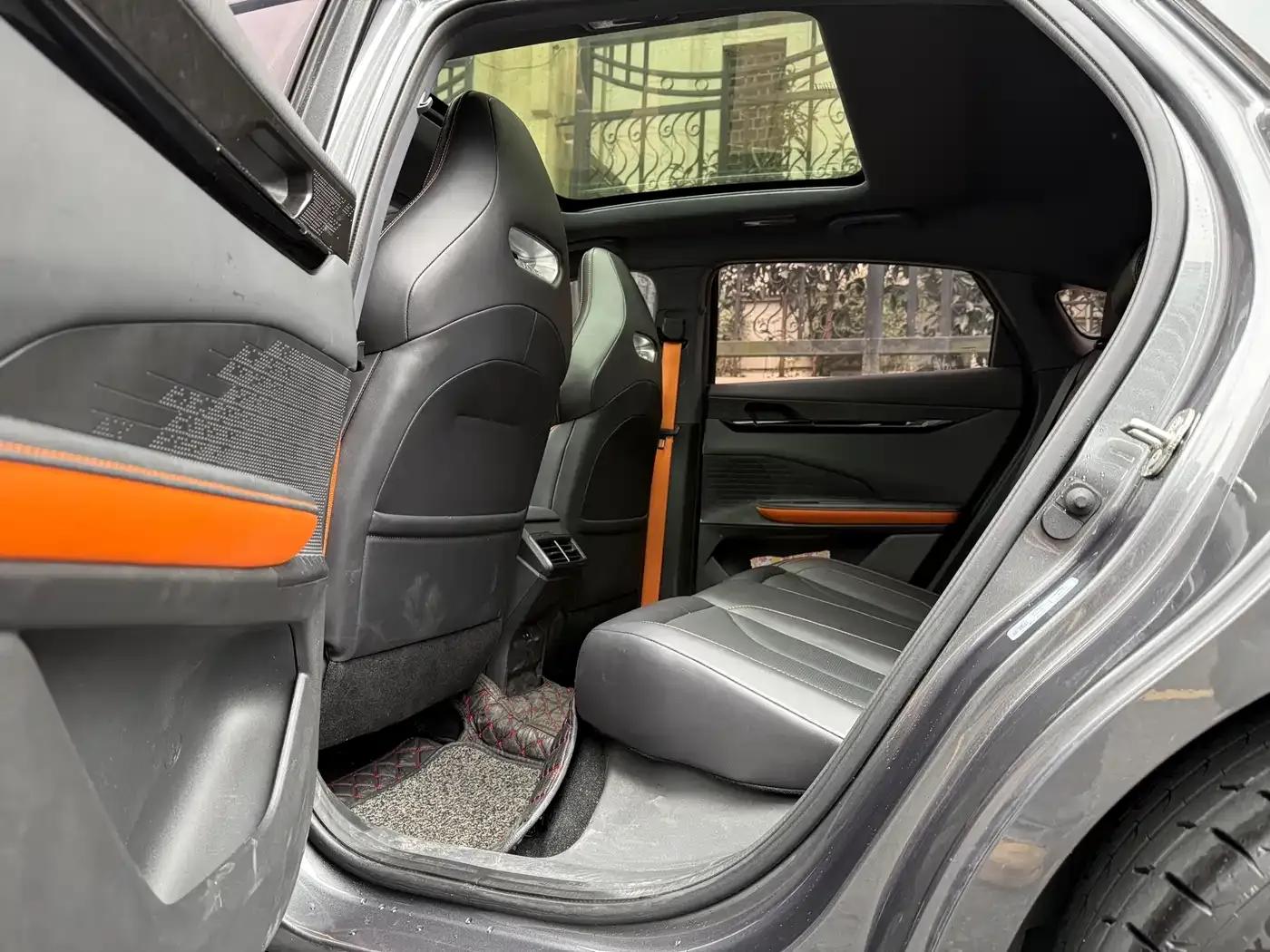 Changan UNI-V 2023 1.5T Premium Edition — миниатюра 6