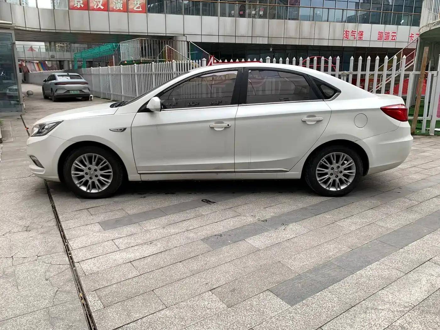 Changan Eado 2012 1.6L Automatic Premium Edition (National IV Emission Standard) — миниатюра 8
