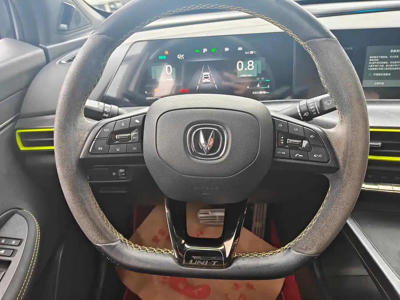 Changan UNI-T 2022 1.5T Sport Premium Edition — миниатюра 13
