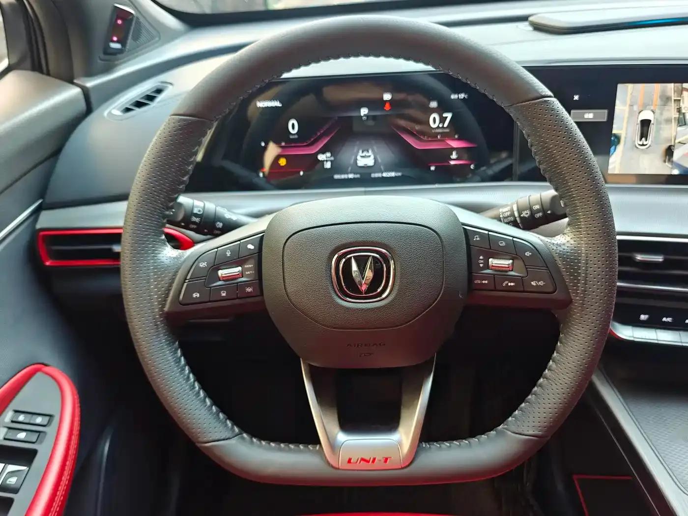 Changan UNI-T 2020 1.5T Flagship Edition — миниатюра 10