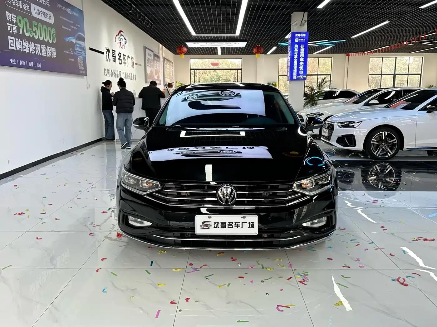 2020 Volkswagen Passat 330TSI DSG Leading Edition — миниатюра 2