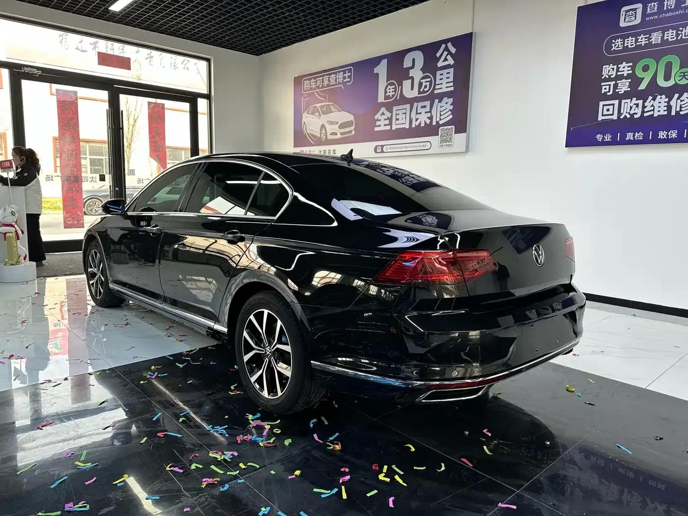 2020 Volkswagen Passat 330TSI DSG Leading Edition — миниатюра 7