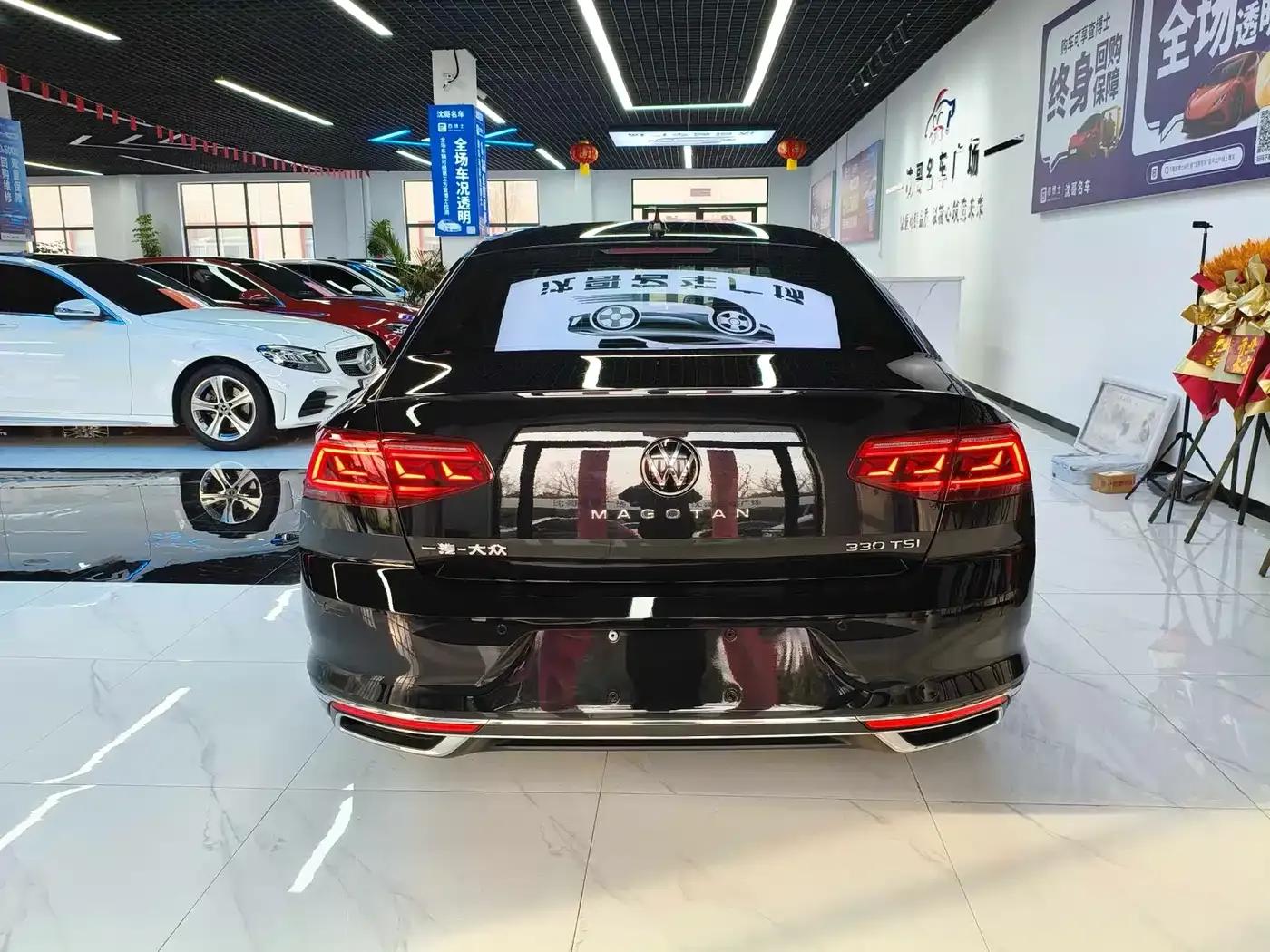 2020 Volkswagen Passat 330TSI DSG Premium — миниатюра 8