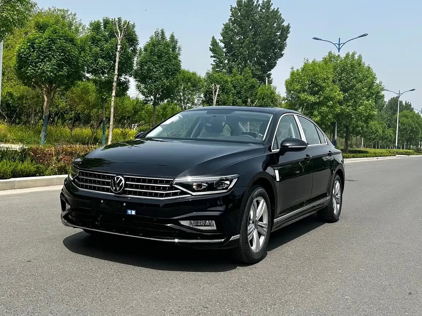 Volkswagen Magotan 2023 2 Millionth Unit Commemorative Edition 280TSI DSG Comfort Model — миниатюра 2