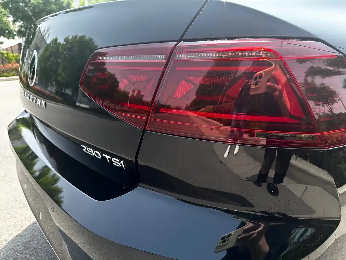 Volkswagen Magotan 2023 2 Millionth Unit Commemorative Edition 280TSI DSG Comfort Model — миниатюра 20