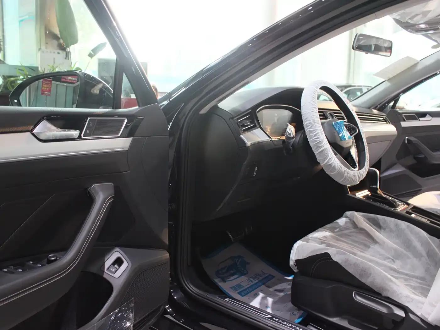 Volkswagen Magotan 2023 2 Millionth Unit Commemorative Edition 280TSI DSG Comfort Model — миниатюра 32