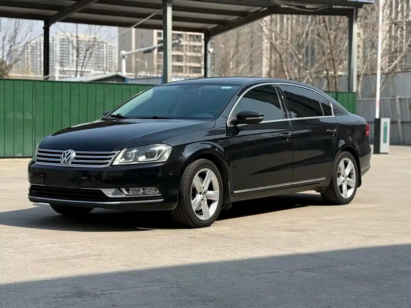 2013 Volkswagen Passat 2.0TSI Supreme Edition — миниатюра 1