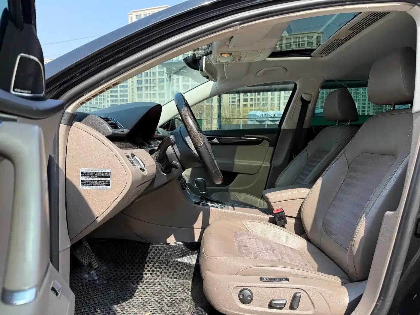 2013 Volkswagen Passat 2.0TSI Supreme Edition — миниатюра 4