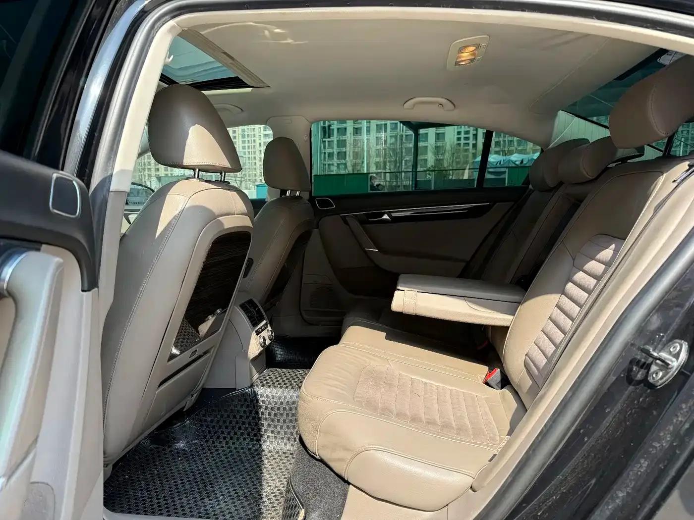 2013 Volkswagen Passat 2.0TSI Supreme Edition — миниатюра 5