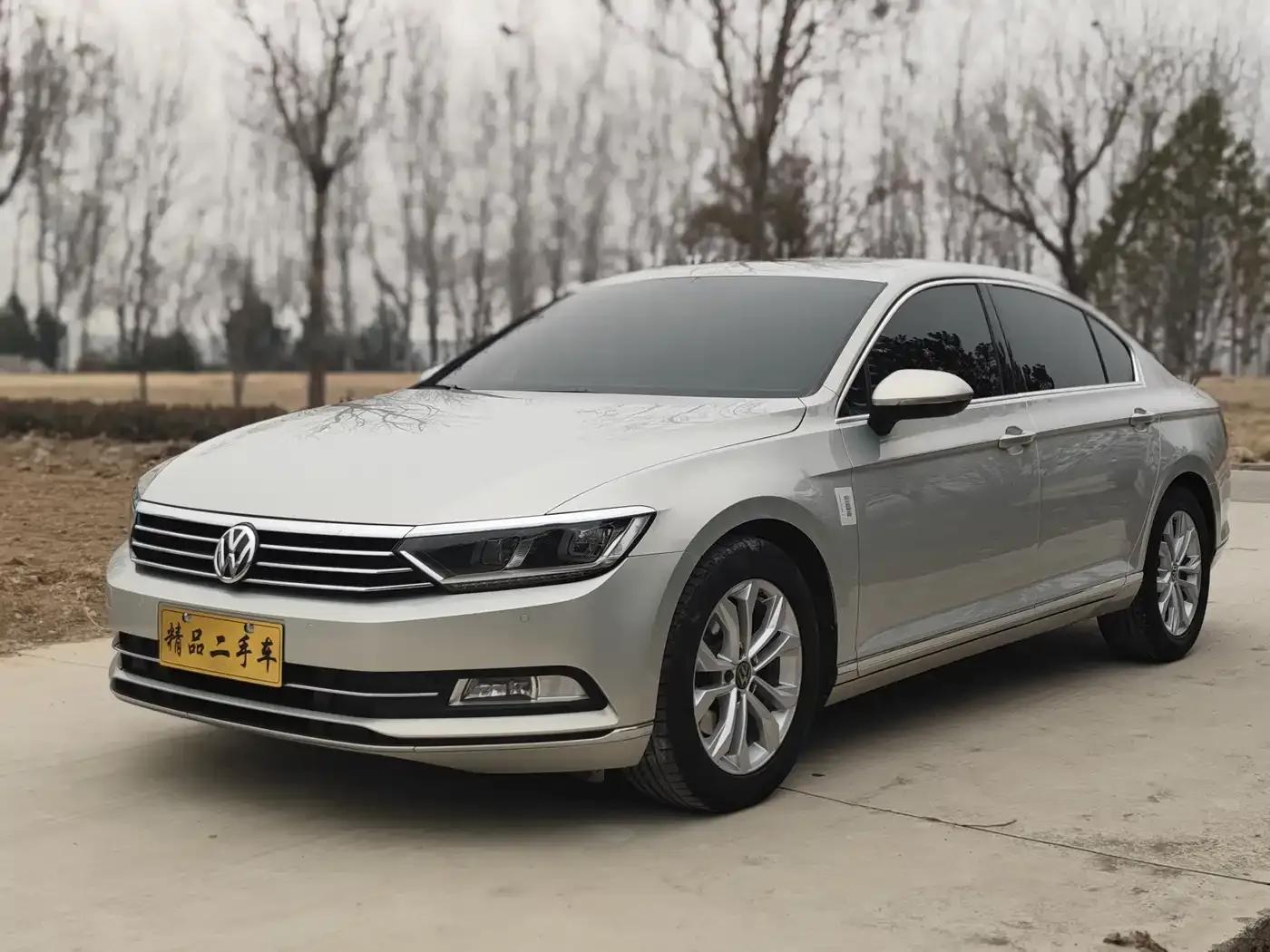 2018 Volkswagen Passat 380TSI DSG Luxury — миниатюра 1