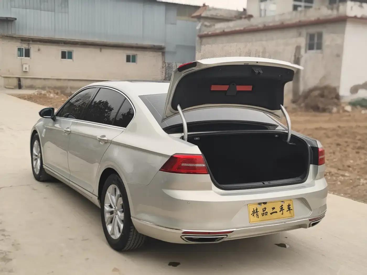 2018 Volkswagen Passat 380TSI DSG Luxury — миниатюра 8