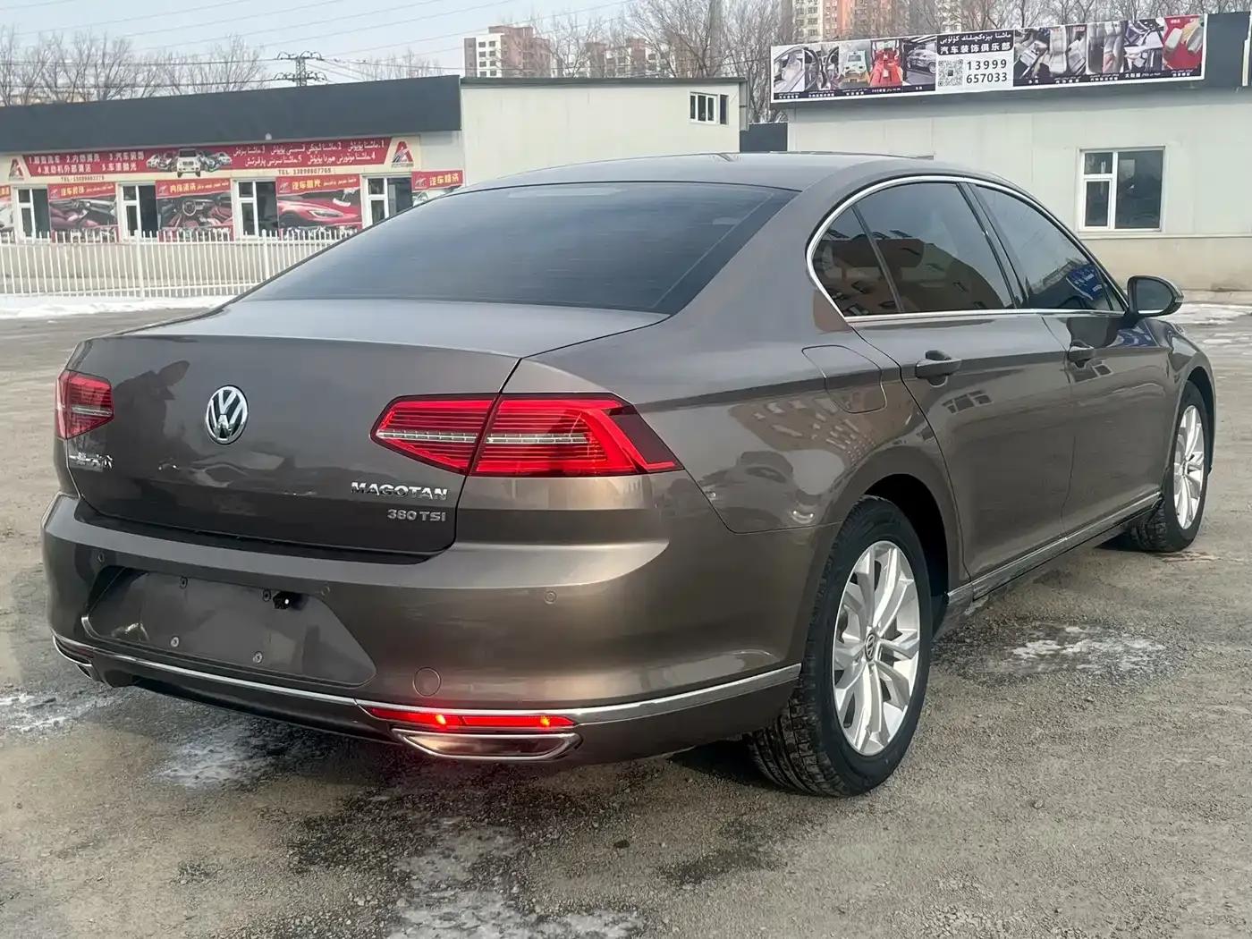 2017 Volkswagen Passat 380TSI DSG Luxury — миниатюра 7