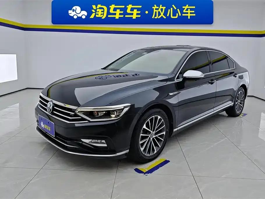 2020 Volkswagen Passat 330TSI DSG Luxury — миниатюра 1