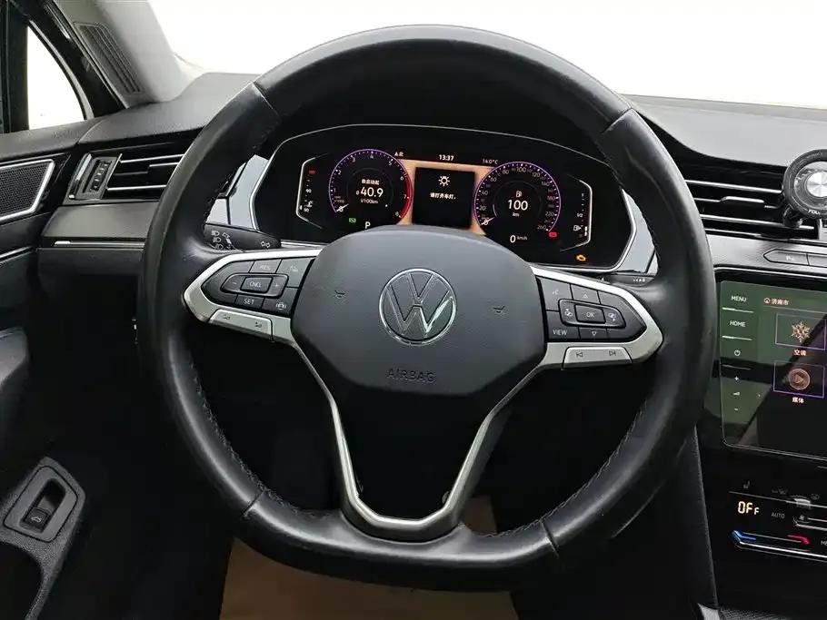 2020 Volkswagen Passat 330TSI DSG Luxury — миниатюра 15
