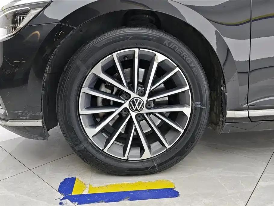 2020 Volkswagen Passat 330TSI DSG Luxury — миниатюра 6
