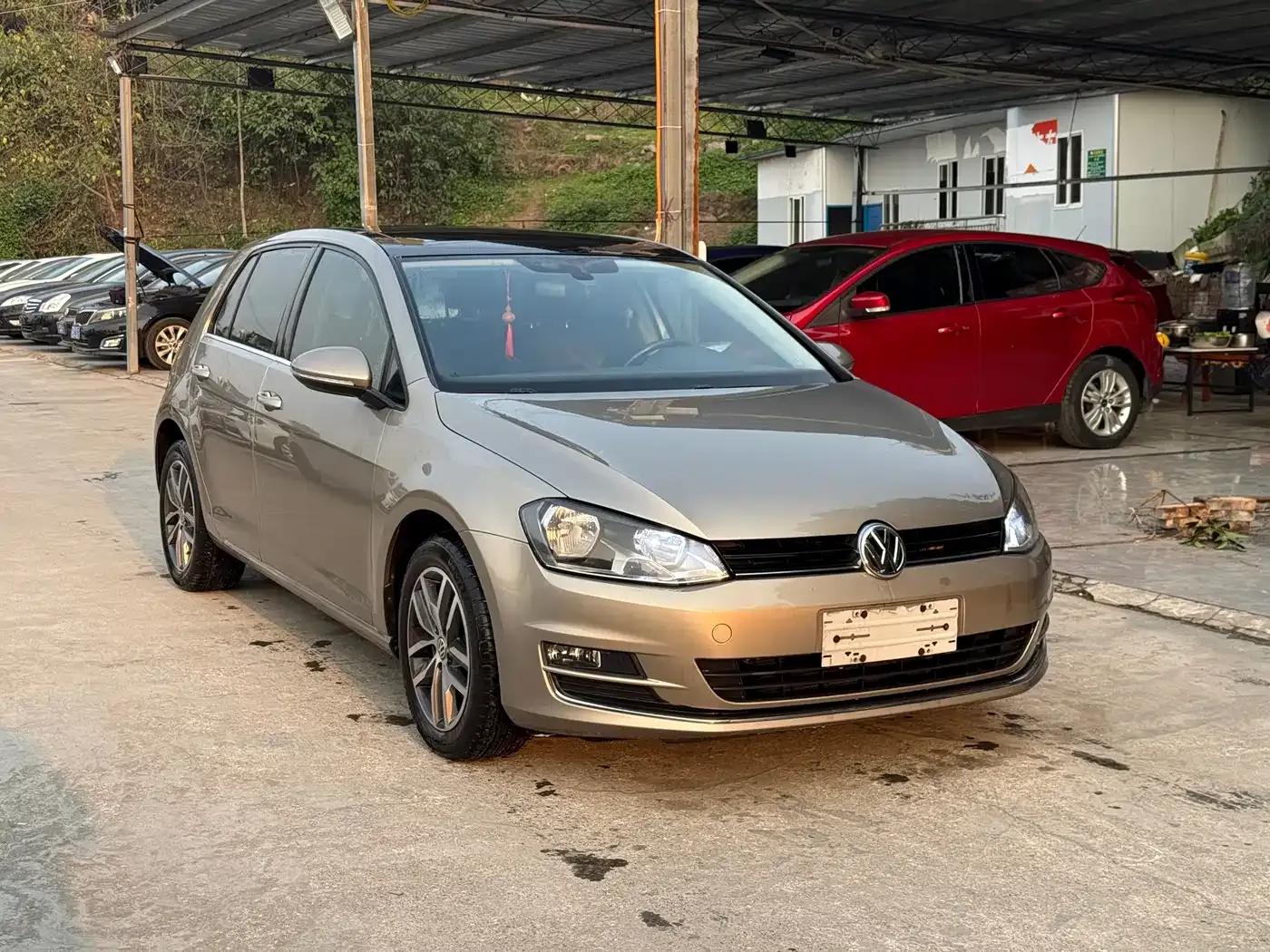 2016 Golf 230TSI Automatic Luxury — миниатюра 3