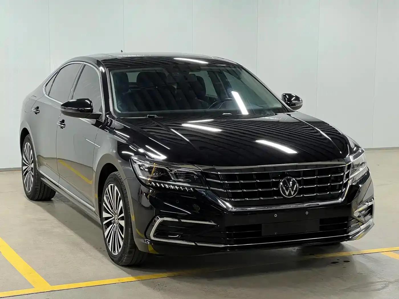 2021 Passat 330TSI Luxury Edition — миниатюра 3
