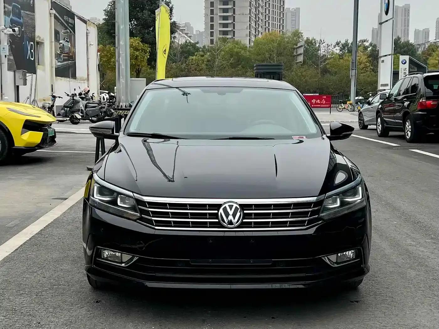 2017 Passat 330TSI DSG Premium Edition — миниатюра 2
