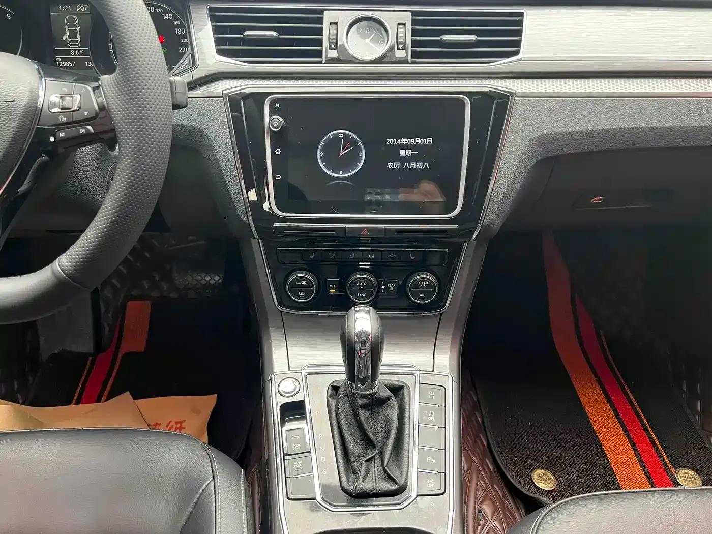 2017 Passat 330TSI DSG Premium Edition — миниатюра 8