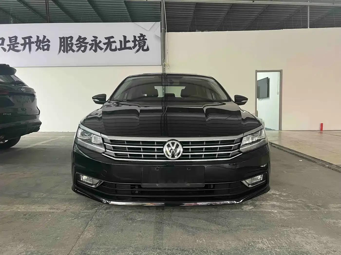 2019 Passat 300TSI Government Procurement Edition — миниатюра 3