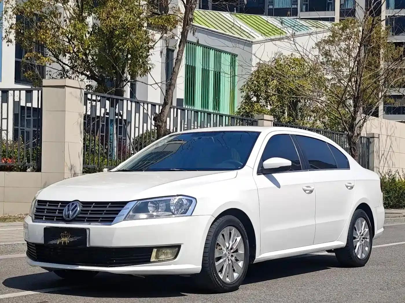 2013 Volkswagen Lavida 1.4TSI DSG Comfort Edition — миниатюра 1