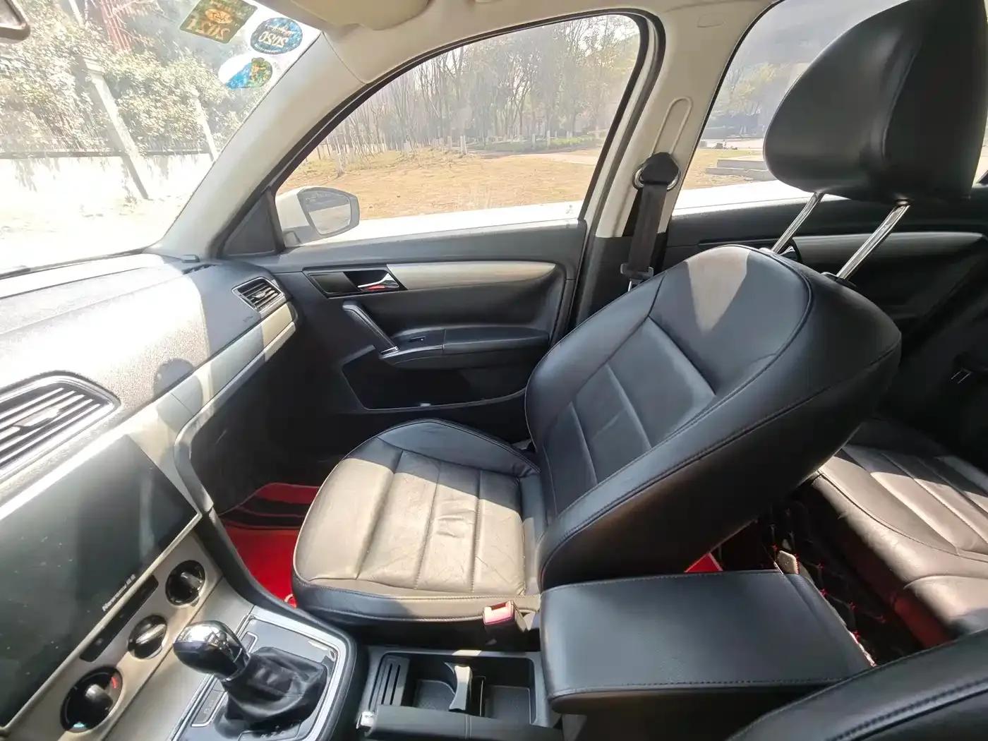 2013 Volkswagen Lavida 1.4TSI DSG Comfort Edition — миниатюра 11