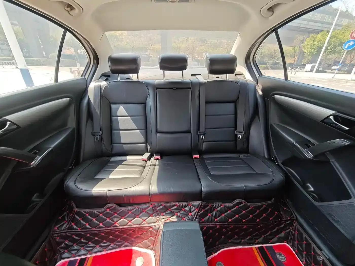 2013 Volkswagen Lavida 1.4TSI DSG Comfort Edition — миниатюра 12