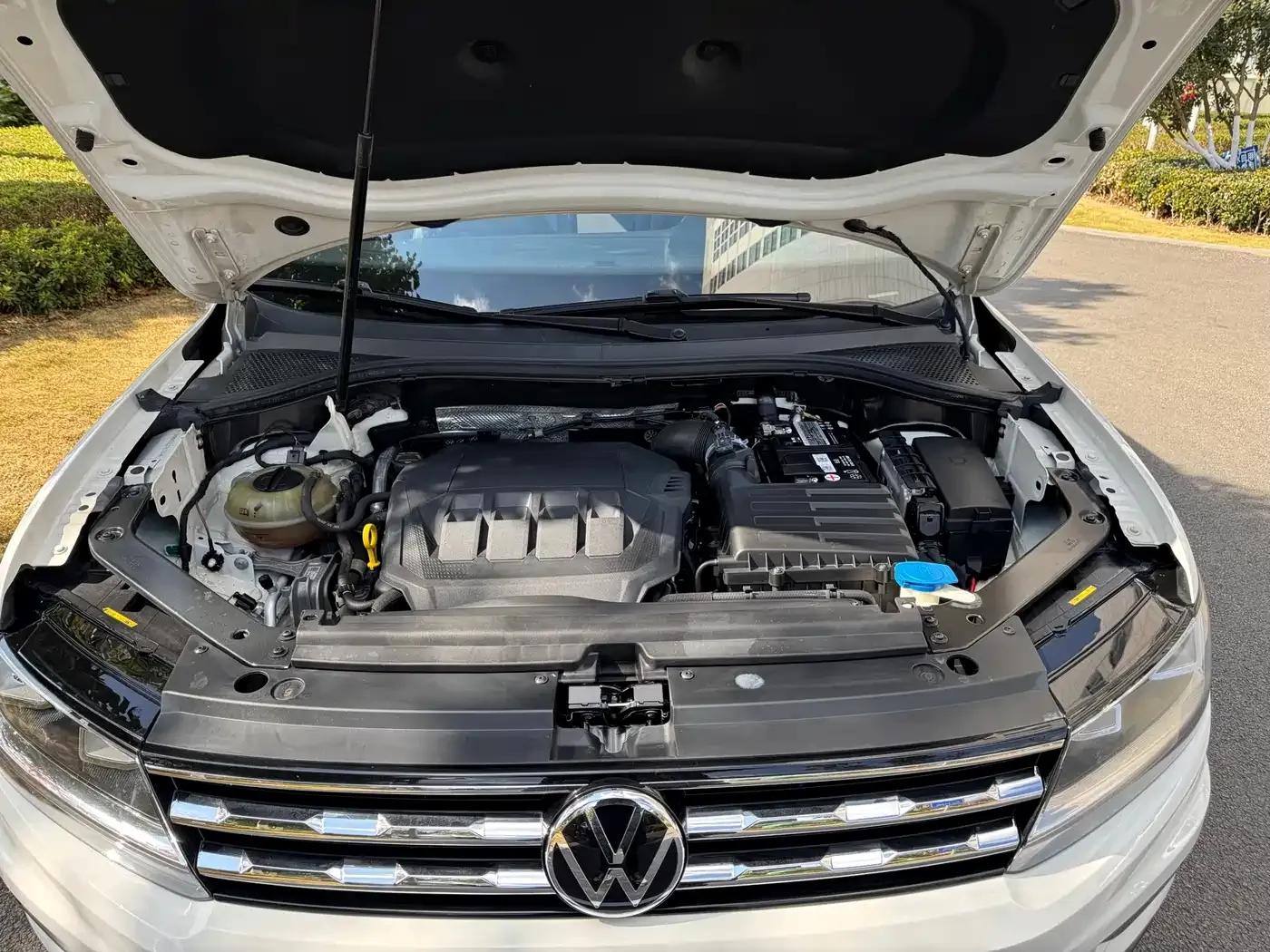 Tiguan L 2021 330TSI Automatic 2WD Smart Edition — миниатюра 24