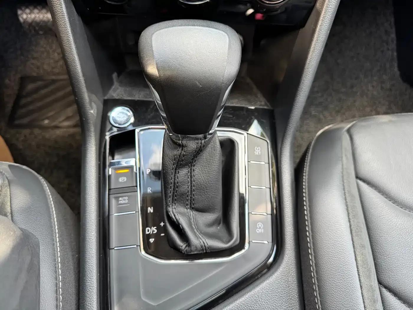 Tiguan L 2021 330TSI Automatic 2WD Smart Edition — миниатюра 29