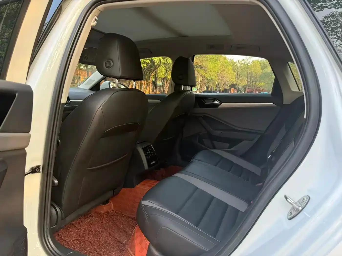 2022 Volkswagen Sagitar 280TSI DSG Super Edition — миниатюра 5