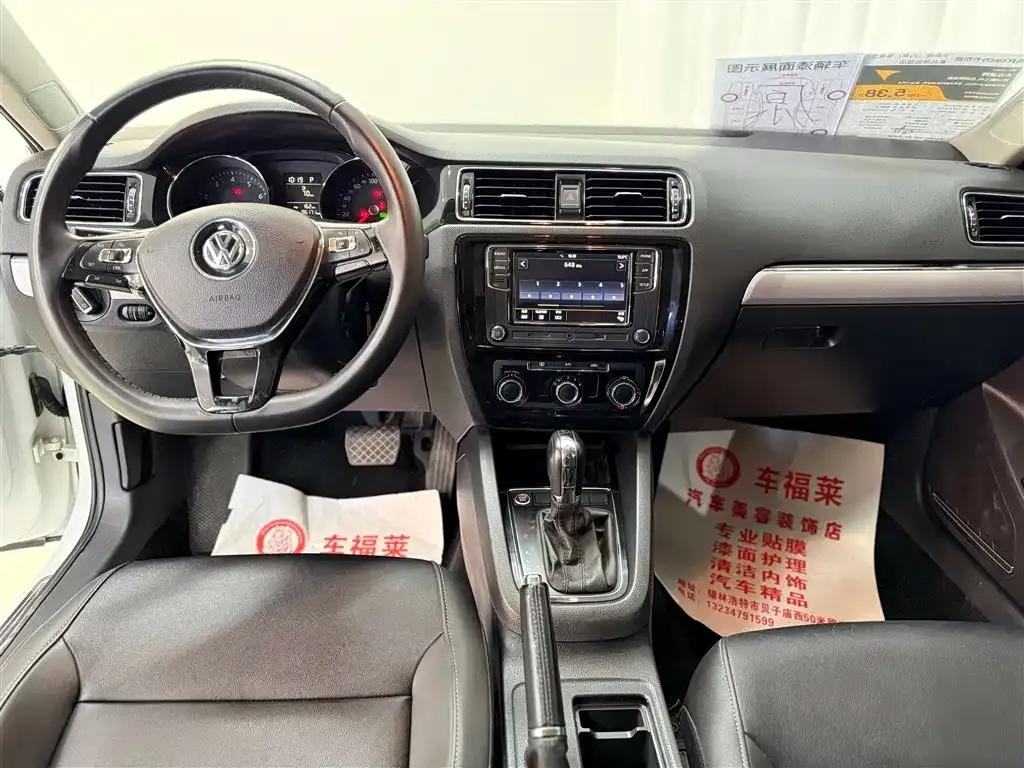 2018 Volkswagen Sagitar 1.6L Automatic Comfort Model — миниатюра 11